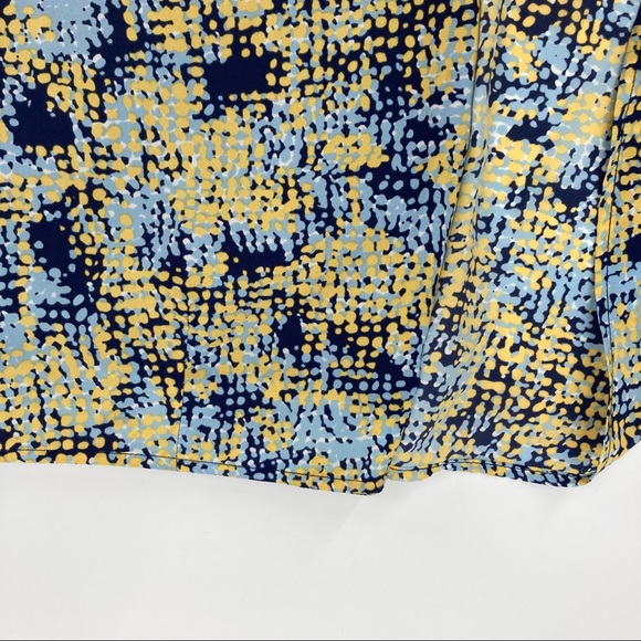 BCBGeneration Top - size 10 - Picture 4 of 8